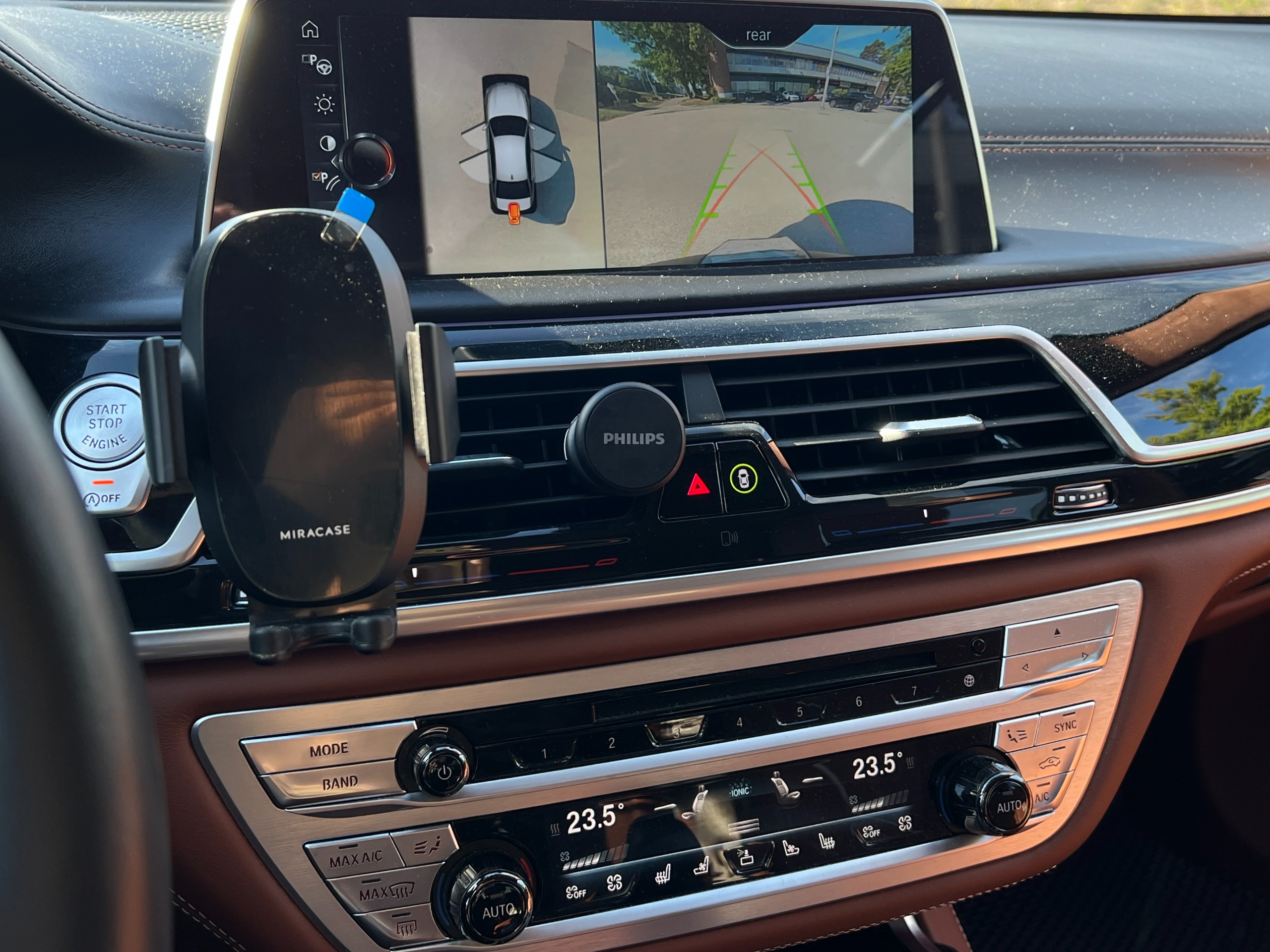 2016 BMW 750Li xdrive | No accident | BC Local | One owner - Image 14